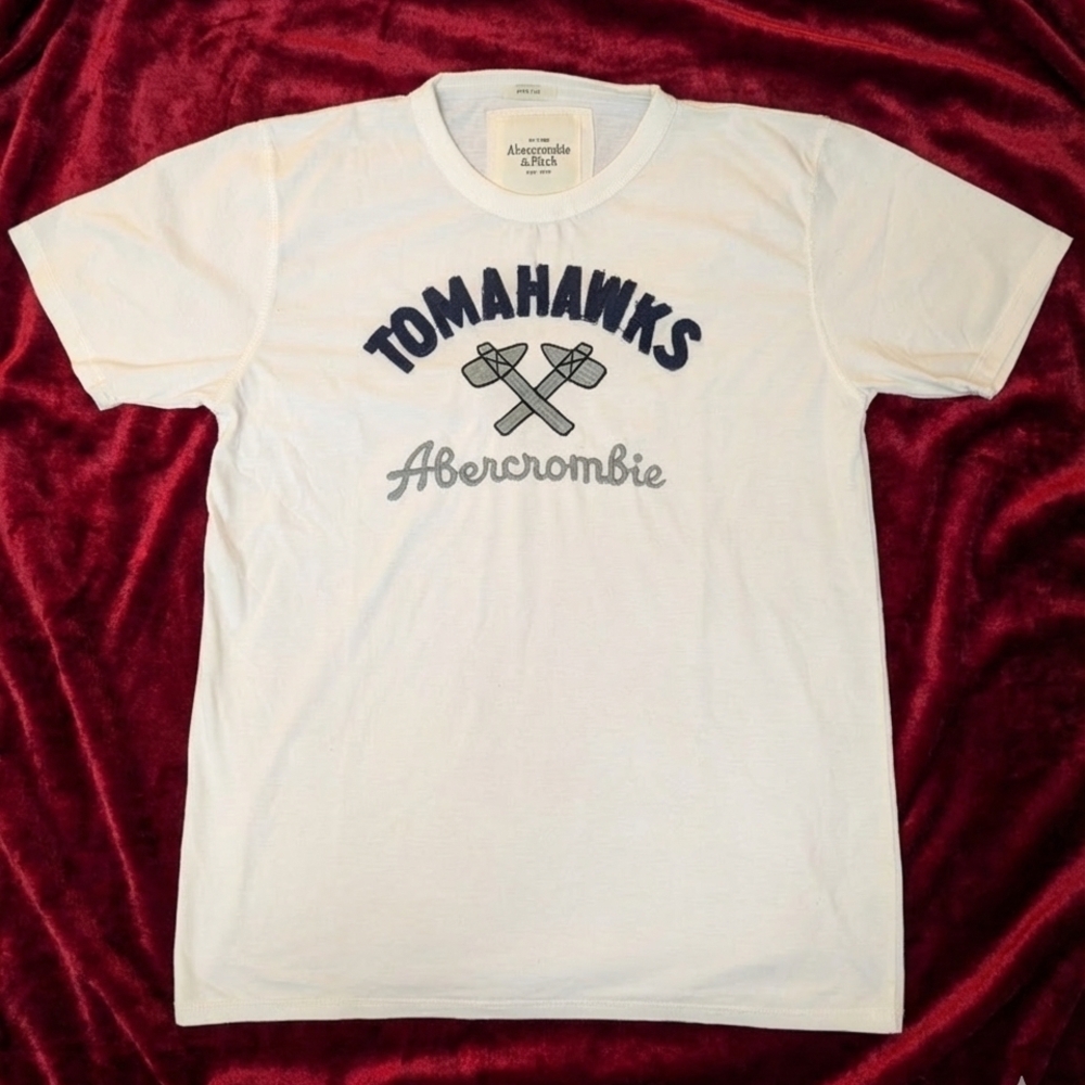 Vintage Abercrombie & Fitch White Embroidered T-Shirt Muscle Fit